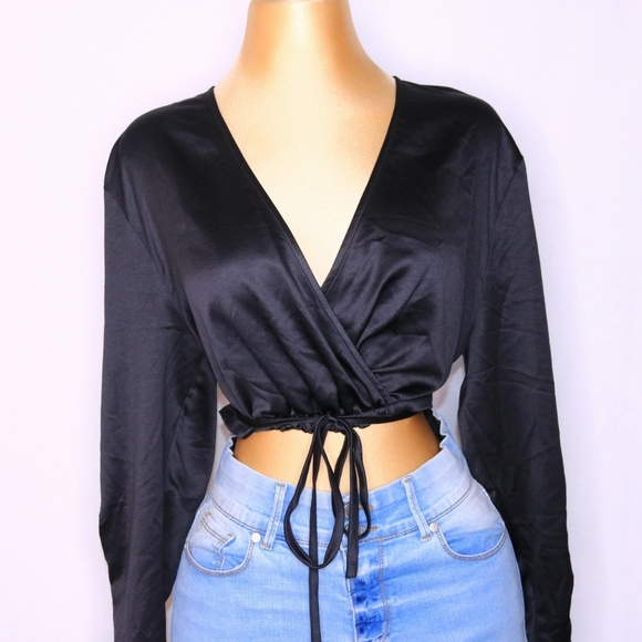 Nordstrom Open Edit Satin Long sleeves crop top tie waistline size medium - Picture 1 of 7